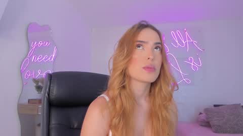 Snapshot of abby_me chatting on January 10, 2025, 11:43 am A B B Y online show from January 10, 2025, 11:43 am