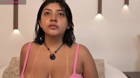 Snapshot of abby_millerr_ chatting on May 29, 2026, 12:47 pm Abbygail online show from May 29, 2026, 12:47 pm