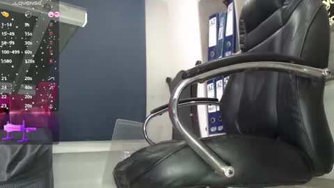 Vannesa online show from February 17, 2025, 10:29 am