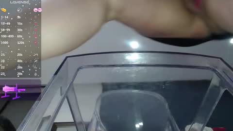 Vannesa online show from March 8, 2025, 10:32 am