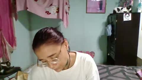 Snapshot of abbyasher chatting on December 11, 2024, 3:02 am Abby online show from December 11, 2024, 3:02 am