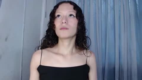 abbycute online show from October 10, 2025, 2:38 pm