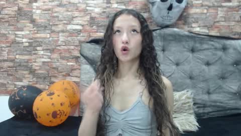 abbycute online show from October 21, 2025, 2:51 pm