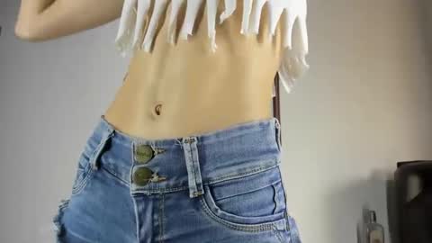 sara online show from February 1, 2025, 8:47 pm