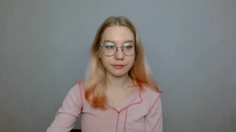 Snapshot of abbymoore__ chatting on January 19, 2025, 9:11 am Abby Lovense is active online show from January 19, 2025, 9:11 am