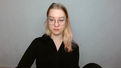 Snapshot of abbymoore__ chatting on February 9, 2025, 9:37 am Abby Lovense is active online show from February 9, 2025, 9:37 am