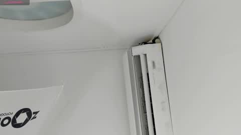 Snapshot of abbyswan_ chatting on February 5, 2026, 11:48 am abbyswan_ online show from February 5, 2026, 11:48 am