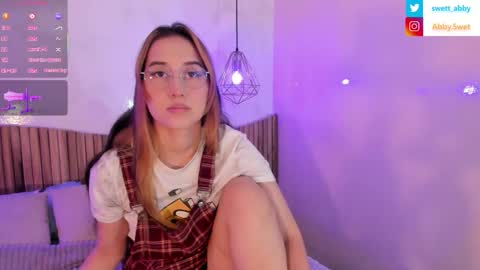 Abigail online show from September 26, 2025, 12:31 pm