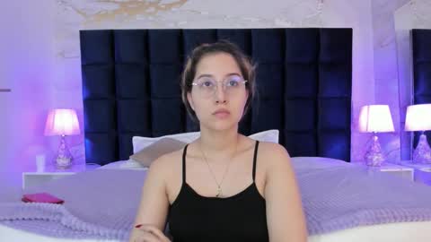 Abigail online show from December 2, 2025, 11:48 am