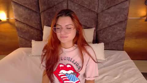 Snapshot of abbywathson chatting on September 15, 2025, 7:58 pm A B B Y online show from September 15, 2025, 7:58 pm