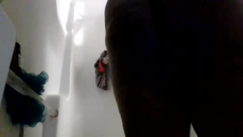 abdaziz8686 online show from February 8, 2026, 2:59 am