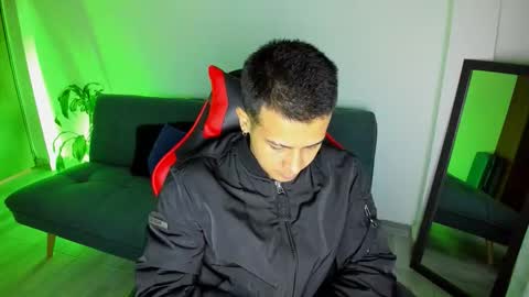 Independence model AbelAsburgo online show from March 5, 2026, 6:09 am