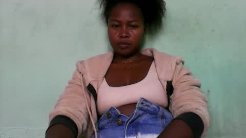 abella677022 online show from March 9, 2026, 6:56 pm