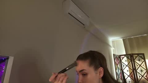 abella_danger_x online show from April 19, 2026, 7:18 am