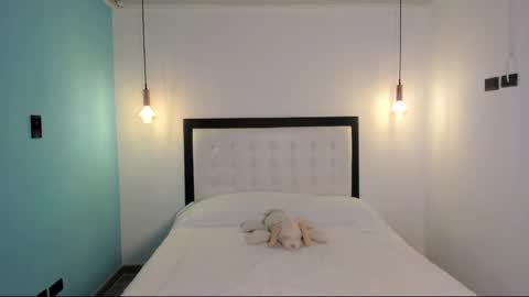  Abella and Kendra  online show from February 21, 2025, 8:49 pm