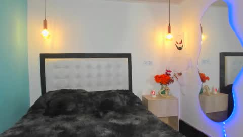  Abella and Kendra  online show from October 24, 2025, 10:28 pm