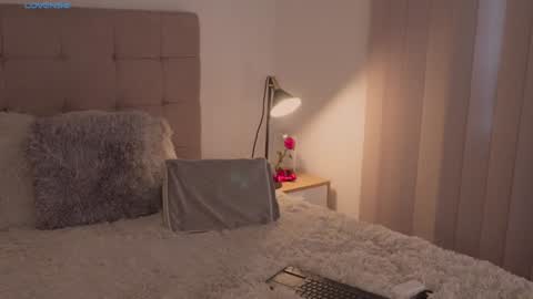  Abella  online show from December 11, 2024, 12:44 pm