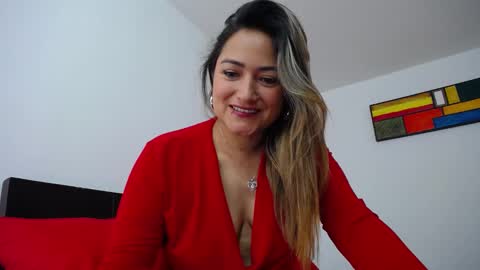 ximena online show from December 9, 2024, 1:34 pm