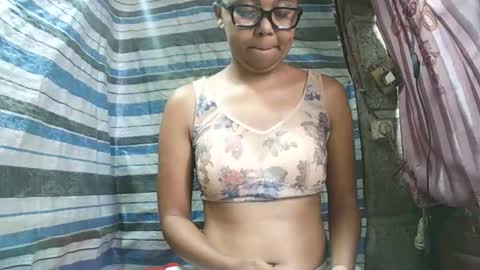 abiesexy online show from February 10, 2026, 5:55 am