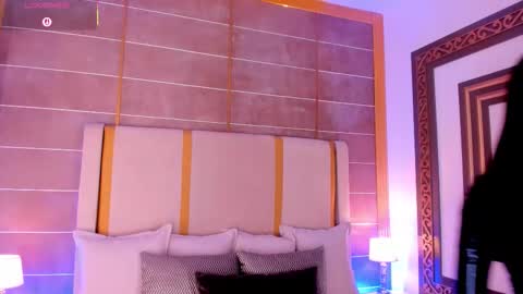    online show from October 30, 2025, 11:16 pm