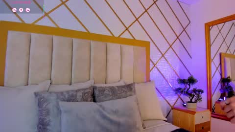    online show from November 8, 2025, 11:36 pm