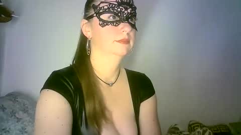 Snapshot of abigailove4u chatting on December 11, 2024, 5:00 am GoldenFish online show from December 11, 2024, 5:00 am