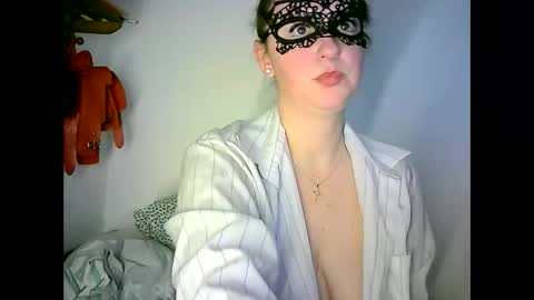 Snapshot of abigailove4u chatting on February 21, 2025, 9:54 pm GoldenFish online show from February 21, 2025, 9:54 pm