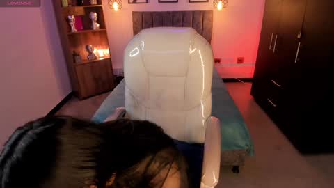 Abigail online show from March 3, 2025, 9:05 pm