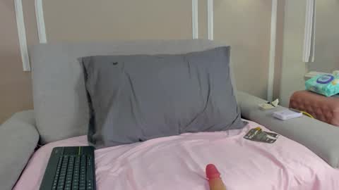 Abril jones online show from January 11, 2026, 3:55 am