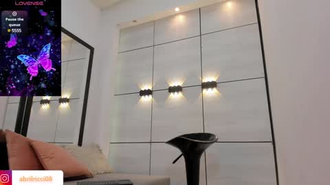 Snapshot of abril_ricci chatting on January 23, 2025, 7:32 am Abril  online show from January 23, 2025, 7:32 am