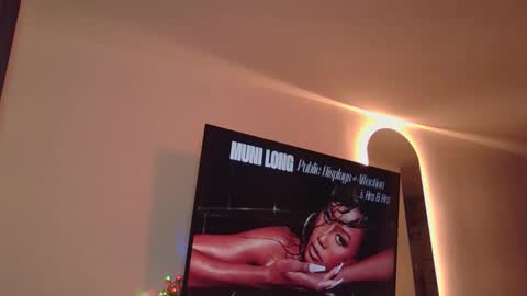 Snapshot of abril_ricci chatting on September 15, 2025, 5:07 am Abril  online show from September 15, 2025, 5:07 am