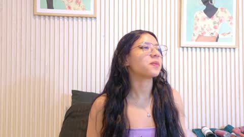 abrilmirren online show from April 9, 2026, 11:04 am