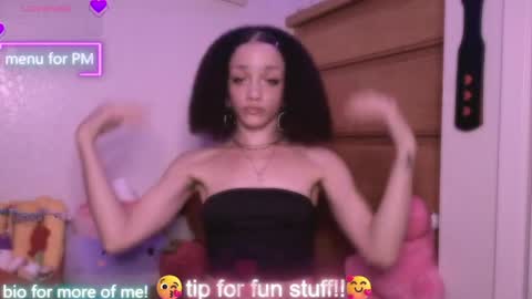 Peach online show from April 4, 2026, 4:11 am