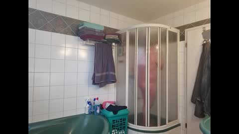 absinthler76 online show from April 27, 2026, 8:01 am