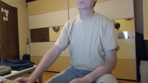 Snapshot of ach471 chatting on December 1, 2024, 8:09 pm ach471 online show from December 1, 2024, 8:09 pm