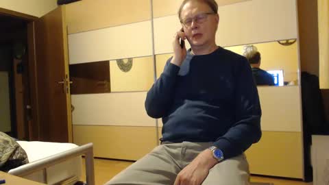 Snapshot of ach471 chatting on December 7, 2024, 7:05 am ach471 online show from December 7, 2024, 7:05 am