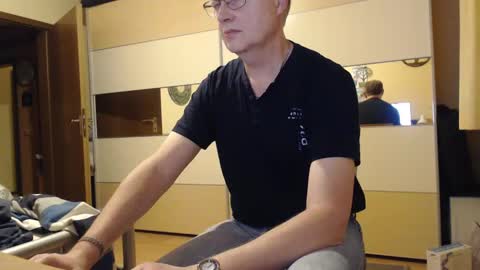 Snapshot of ach471 chatting on January 1, 2025, 7:20 am ach471 online show from January 1, 2025, 7:20 am