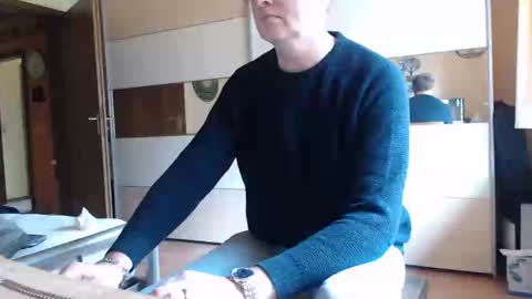 Snapshot of ach471 chatting on January 25, 2025, 11:34 am ach471 online show from January 25, 2025, 11:34 am