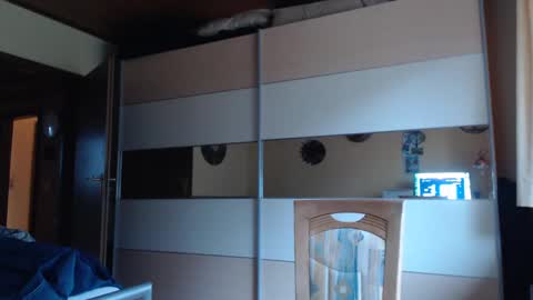 Snapshot of ach471 chatting on February 8, 2025, 7:59 am ach471 online show from February 8, 2025, 7:59 am