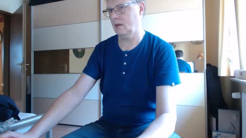 Snapshot of ach471 chatting on February 16, 2025, 8:43 am ach471 online show from February 16, 2025, 8:43 am