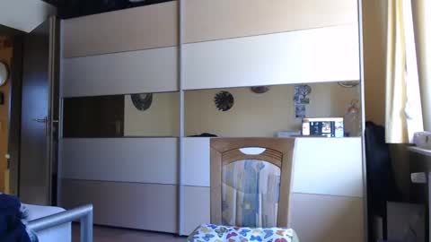 Snapshot of ach471 chatting on February 18, 2025, 8:49 am ach471 online show from February 18, 2025, 8:49 am