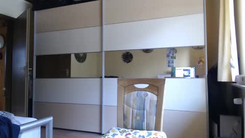 Snapshot of ach471 chatting on February 20, 2025, 8:50 am ach471 online show from February 20, 2025, 8:50 am