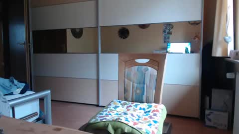 Snapshot of ach471 chatting on March 1, 2025, 8:23 am ach471 online show from March 1, 2025, 8:23 am