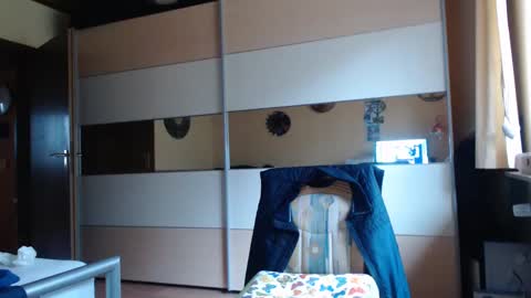 Snapshot of ach471 chatting on March 11, 2025, 7:15 am ach471 online show from March 11, 2025, 7:15 am