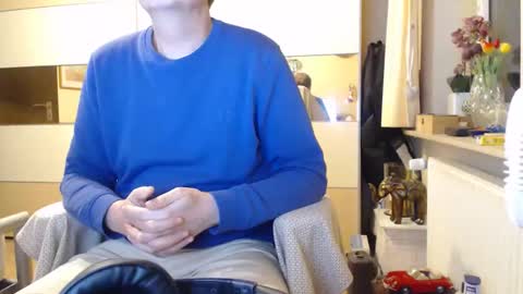 Snapshot of ach471 chatting on September 30, 2025, 6:46 pm ach471 online show from September 30, 2025, 6:46 pm