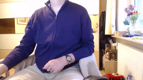 Snapshot of ach471 chatting on October 17, 2025, 6:16 am ach471 online show from October 17, 2025, 6:16 am