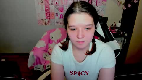 Kate online show from November 21, 2025, 1:04 am