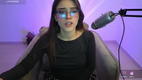 Snapshot of acidkaos chatting on March 8, 2025, 4:45 am Lana 3 online show from March 8, 2025, 4:45 am