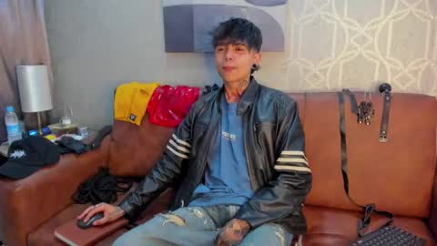 Acid Milo online show from December 7, 2024, 11:29 am