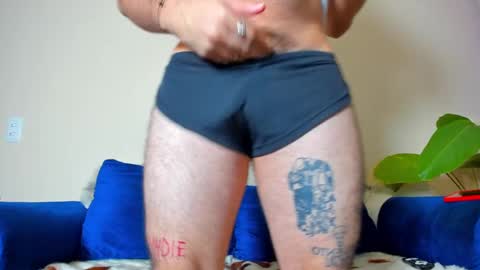 R. online show from February 13, 2025, 12:00 pm